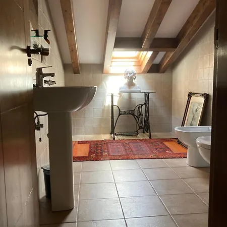 Oda ve Kahvaltı La Valuisilla, Rural Cicera