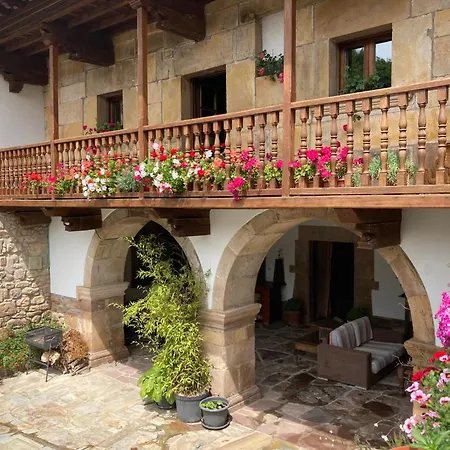 Oda ve Kahvaltı La Valuisilla, Rural